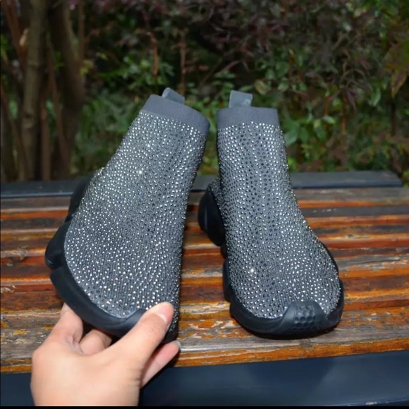 Blinged Out Runner - Picture 6 of 8